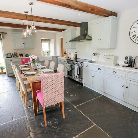 Crane Field Laithe Airton