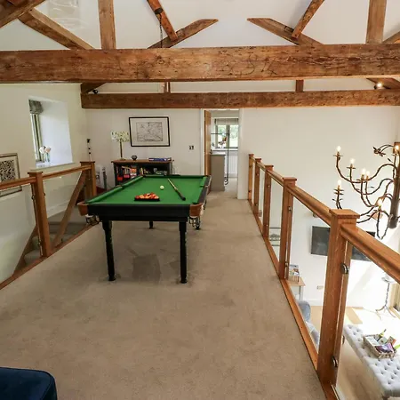 بيت للعطل Crane Field Laithe