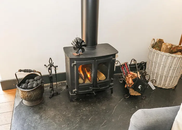 Crane Field Laithe *